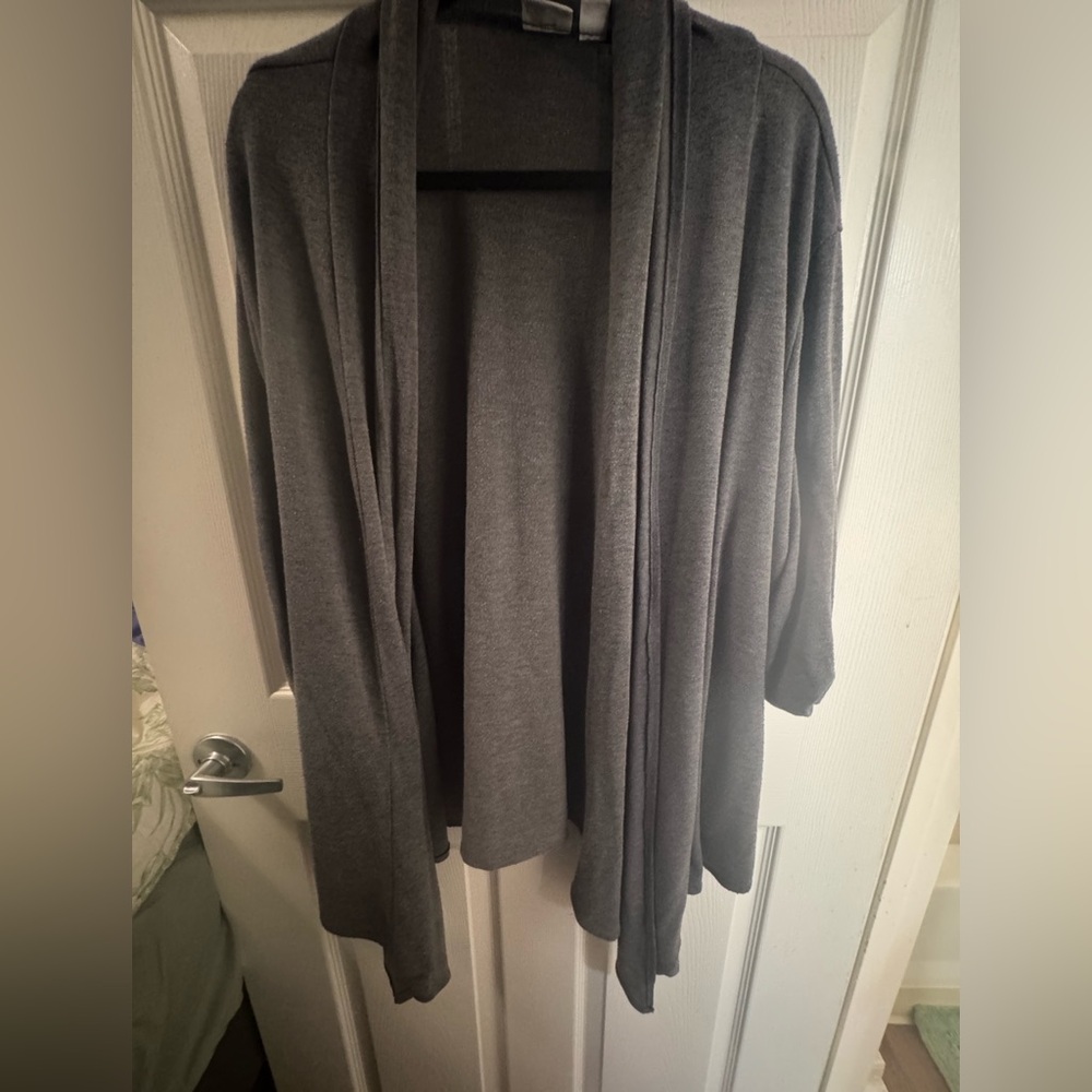 Cato 26/28 Gray Cardigan
